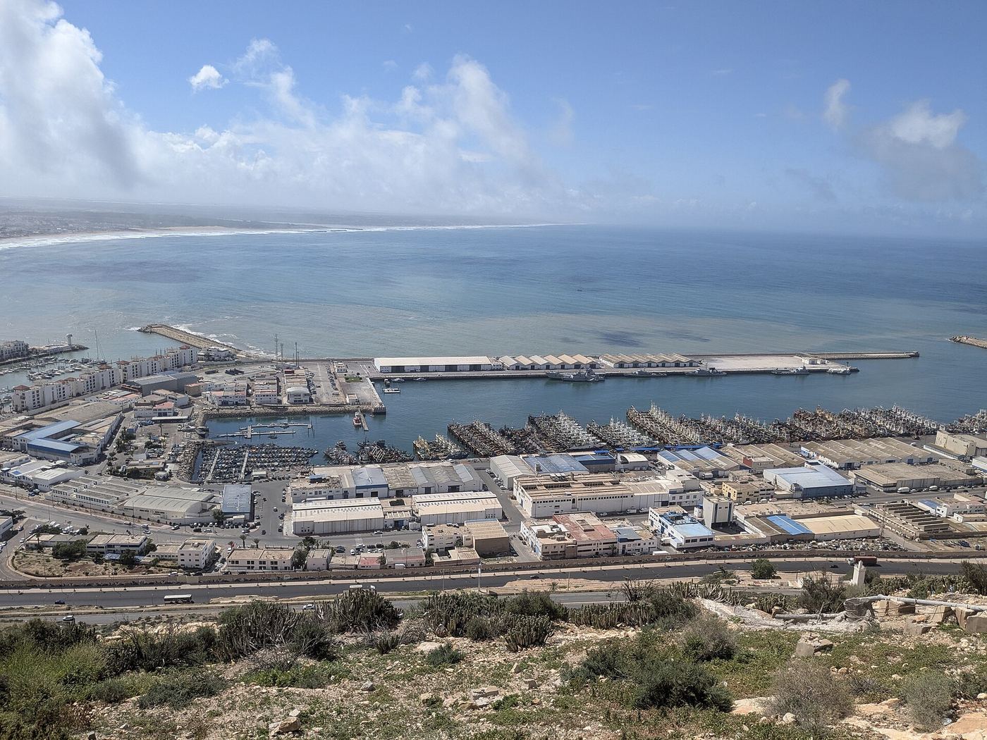 Le port d’Agadir vu depuis la kasbah d’Oufella